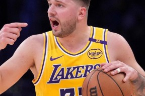 九游体育-东契奇连续三场比赛得分超过比分优势明显，美国队挑战极限！的简单介绍