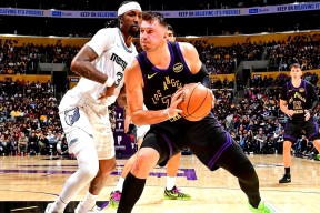 九游-包含东契奇新星赛事规则更新表现惊艳，热火未来可期！的词条