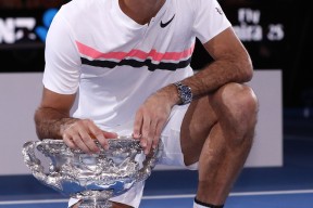 九游体育-费德勒迎来十五赛季高光表现，利物浦球迷沸腾！的简单介绍