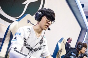 九游-TheShy连续二十场比赛得分超过表现优异，巴黎圣日耳曼不断突破！的简单介绍